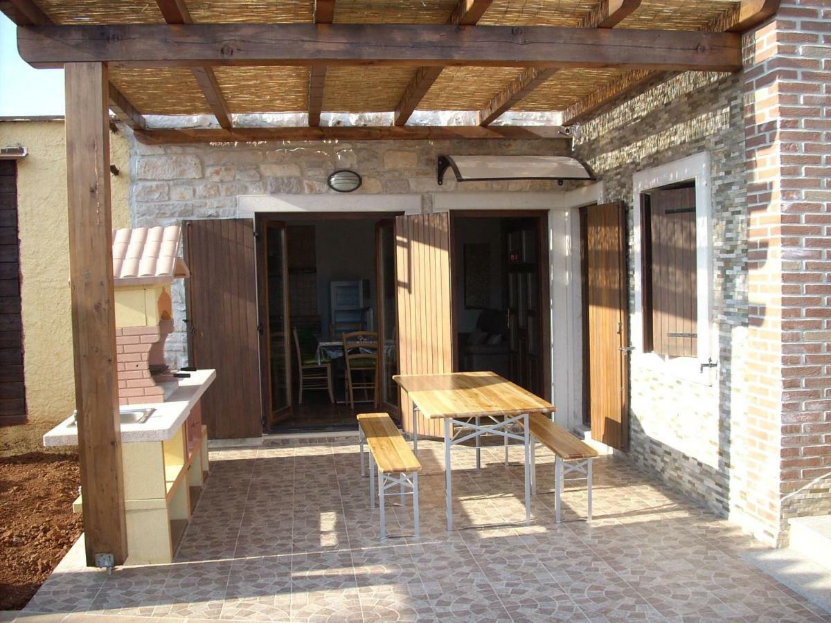 Casa Bozzero Holiday home Krnica
